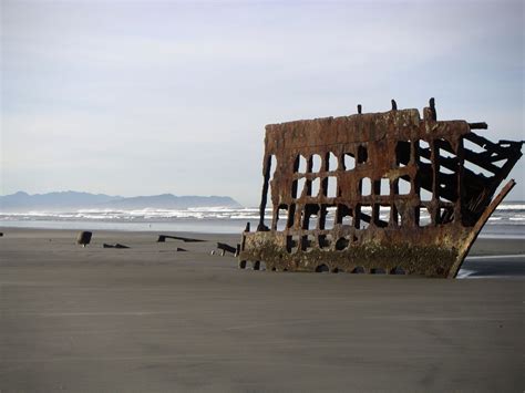 Warrenton, Oregon http://www.oregonbeachvacations.com/ | Oregon coast, Oregon beaches, Beach ...