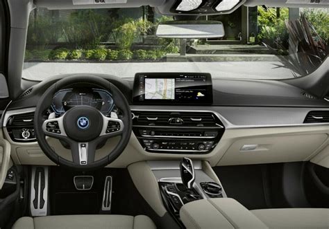 2023 BMW 5 Series Interior