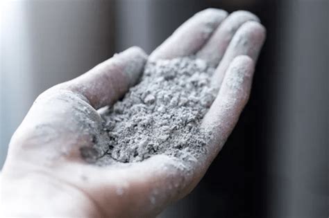 The Silent Killer: The Dangers of Silica Dust Exposure – Stone Industry Group