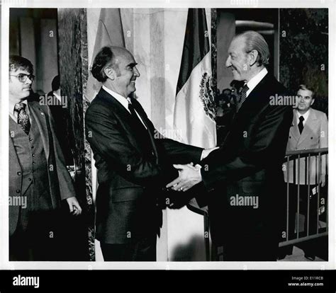 Mexican president jose lopez portillo fotografías e imágenes de alta resolución - Alamy