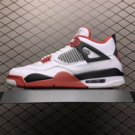 Air Jordan 4 Retro Fire Red Foot Soccer Pro - Air Jordan 4