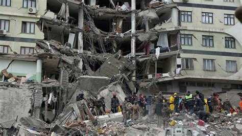 Turkey, Syria earthquake: Nerve-chilling videos show magnitude of destruction | World News ...