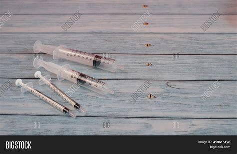 Syringes That Commonly Image & Photo (Free Trial) | Bigstock