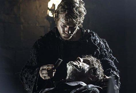 Everything Theon Did To Redeem Himself After Invading Winterfell