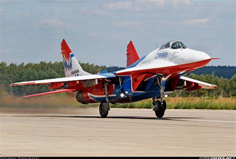 Mikoyan-Gurevich MiG-29 (9-13) - Russia - Air Force | Aviation Photo #2018455 | Airliners.net