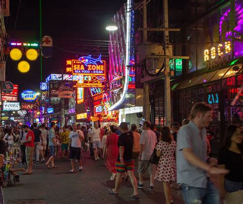 Walking Street of Pattaya -True Wind Healing Travel