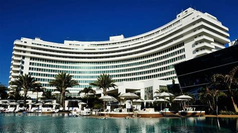 Fontainebleau Miami Beach, Florida 5 Star Luxury Resort Hotel