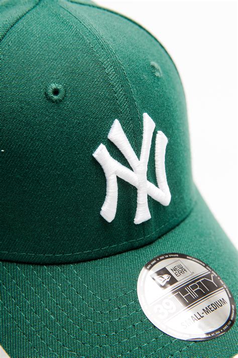 NEW YORK YANKEES NEW ERA FLIP 39THIRTY FITTED CAP- GREEN | Stateside Sports