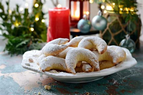 Vanillekipferl Recipe Christmas German Cookies | Diana's Healthy Living