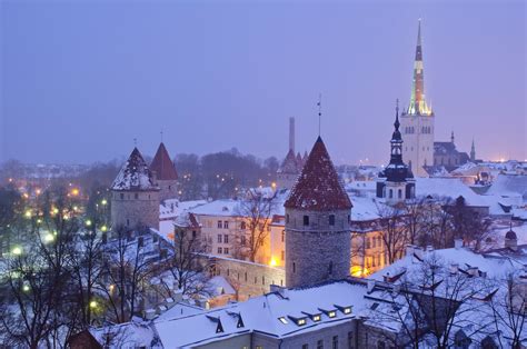 Download Light Building Snow Dusk Winter Man Made Tallinn 4k Ultra HD ...