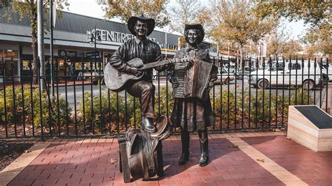 Slim Dusty and Joy McKean Bronze Statues - Icons of country music