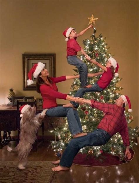 38 Of The Cutest and Most Fun Family Photo Christmas Card Ideas ...