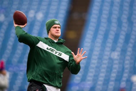 Trade Speculation Is Now Swirling For Jets QB Sam Darnold - The Spun