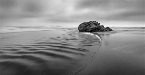 Black and White Ocean Wallpapers - Top Free Black and White Ocean ...