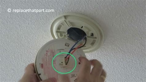 How to Replace the Battery in the FireX Smoke Alarm PADC240 – an Illustrated Tutorial in 19 ...