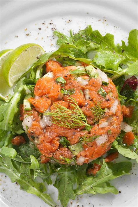 Easy Salmon Tartare Recipe - IzzyCooking