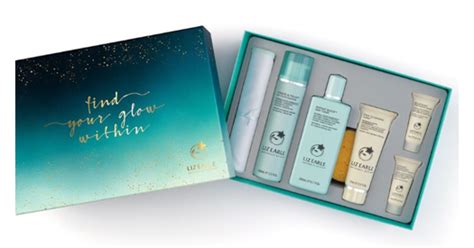 ‪Liz Earle Gift Set half price at Boots‬! | Perfectly Polished