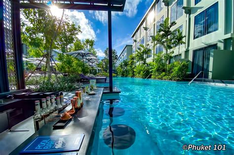 Four Points by Sheraton Phuket Patong Beach Resort - PHUKET 101