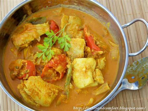 Kitchen Simmer: Fish Curry with Coconut Milk