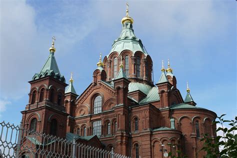 Uspenski Orthodox Cathedral Helsinki - Discovering Finland