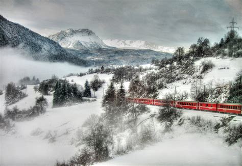 7 train routes that are even better in winter, from the Swiss Alps to ...