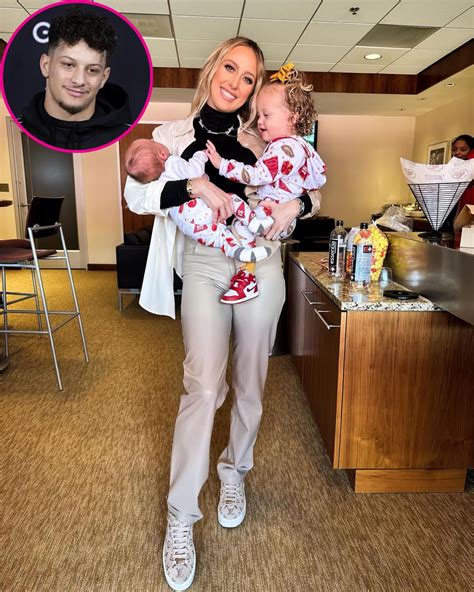 Patrick Mahomes and Wife Brittany Matthews’ Family Photos With Daughter ...