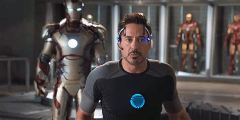 Tony Stark Strikes Back In Marvel's "Iron Man 3" | Film Geek Guy