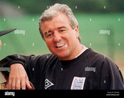 Terry venables euro 96 hi-res stock photography and images - Alamy