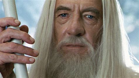 Ian McKellen Interested In Playing Gandalf In Lord Of The Rings TV Series