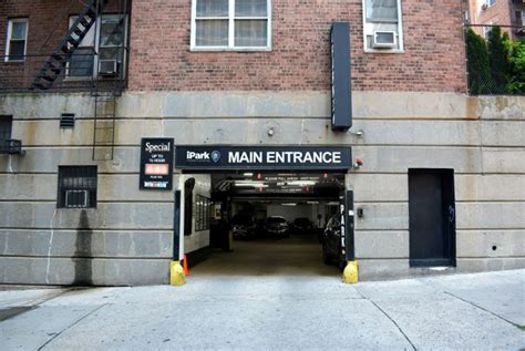 Ultimate Yankee Stadium Parking Guide: Cheap, Pre-Paid + Free Parking ...