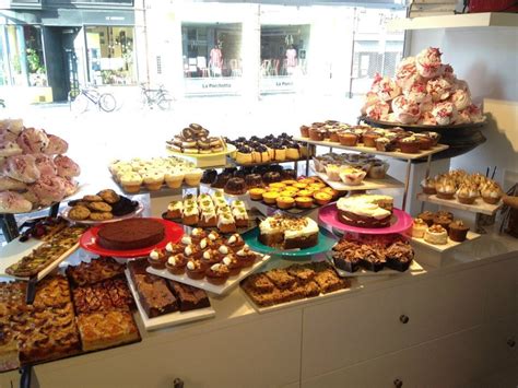 Pin by Renata Mendonça on Shops and displays!!! | Food display, Food ...