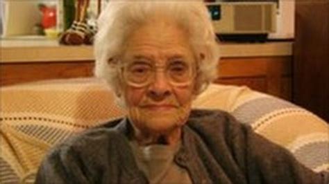 Last known Lusitania survivor, 95, dies - BBC News