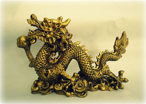 The Benefits of Feng Shui Dragon | DouglesChan.com