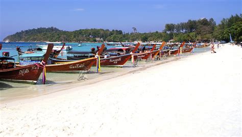 4 Best beaches in Koh Lipe island, Thailand - Ultimate guide (November ...