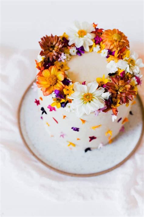 Tips for Using Edible Flowers on Cake - A Beautiful Mess