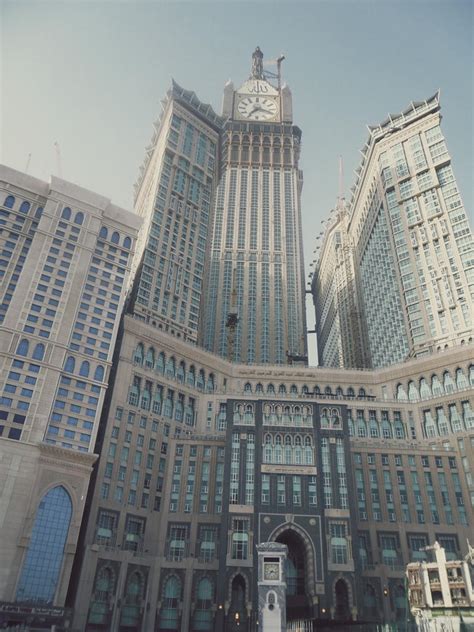 Abraj Al-Bait Towers, Mecca Saudi Arabia by reewans on DeviantArt