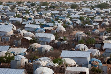 Kenya College Massacre May Spark Closure of Dadaab Refugee Camp - NBC News