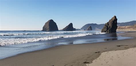 Gold Beach, Oregon. | Beach, Gold beach, Nature