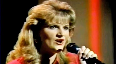 Watch Young Trisha Yearwood Steal America's Heart On 1980s Talent Show