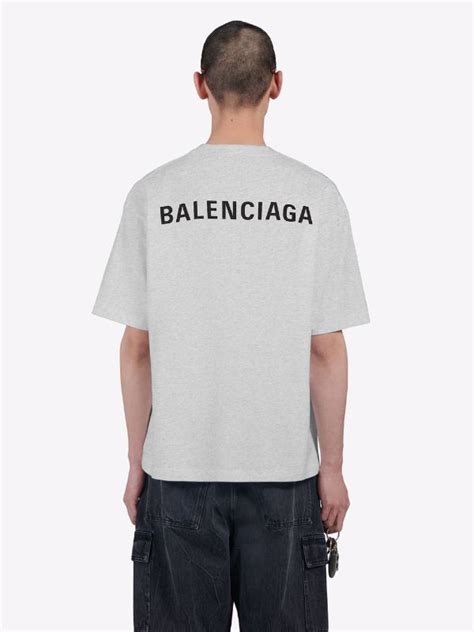 れています Balenciaga - バレンシアガ♡ロゴTシャツの通販 by ︎KYE ︎｜バレンシアガならラクマ カットソー