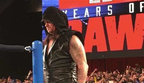 The Internet Reacts to The Undertaker's Vague Appearance at RAW 25