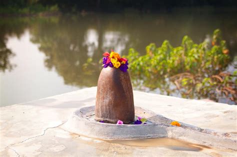 Lingam Meaning and Spiritual Properties