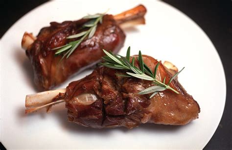 Slow-Roasted Rosemary Garlic Lamb Shanks Recipe