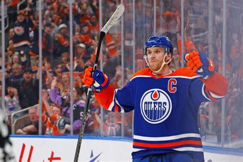 Oilers captain Connor McDavid reaches 90-point mark for eighth ...