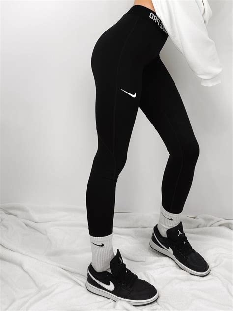 Nike pro nel 2024 | Idee di moda, Idee vestito, Moda