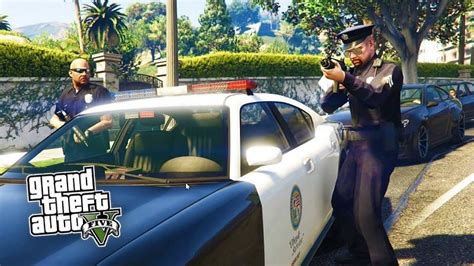 GTA 5: How to become a cop