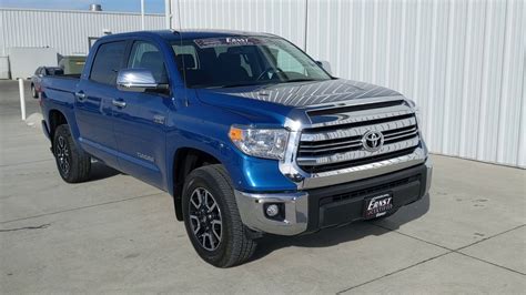 2017 Toyota Tundra SR5 Blue T852810 OR Crew - YouTube