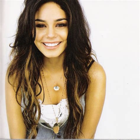 HD Wallpaper: vanessa hudgens