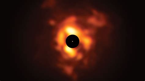 Betelgeuse went dark, but didn’t go supernova. What happened? | Science News