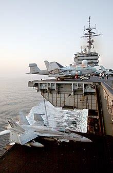 USS Kitty Hawk (CV-63) - Wikipedia